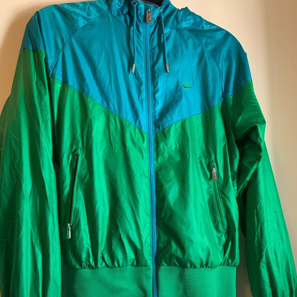 Nike Sports Windbreaker